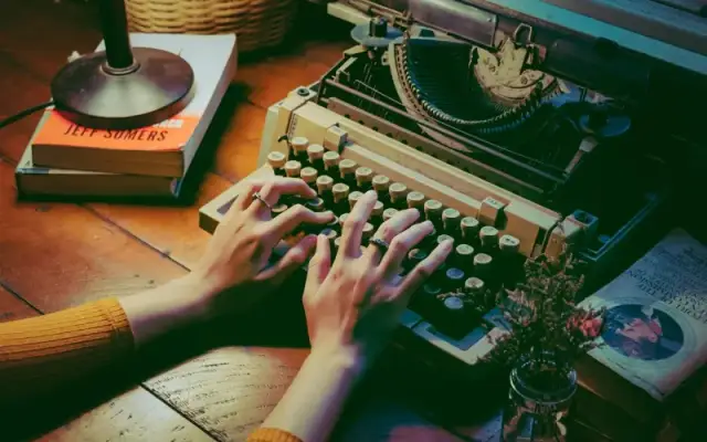 Imagen representativa de Escribir para no olvidar: la importancia de registrar nuestra Historia