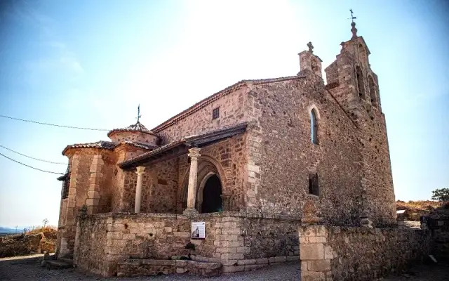 Imagen representativa de La Iglesia de Santa María la Mayor en la Fortaleza de Moya