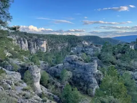 Imagen representativa de Observación interpretativa de la Peña del Capricho y El Vigía