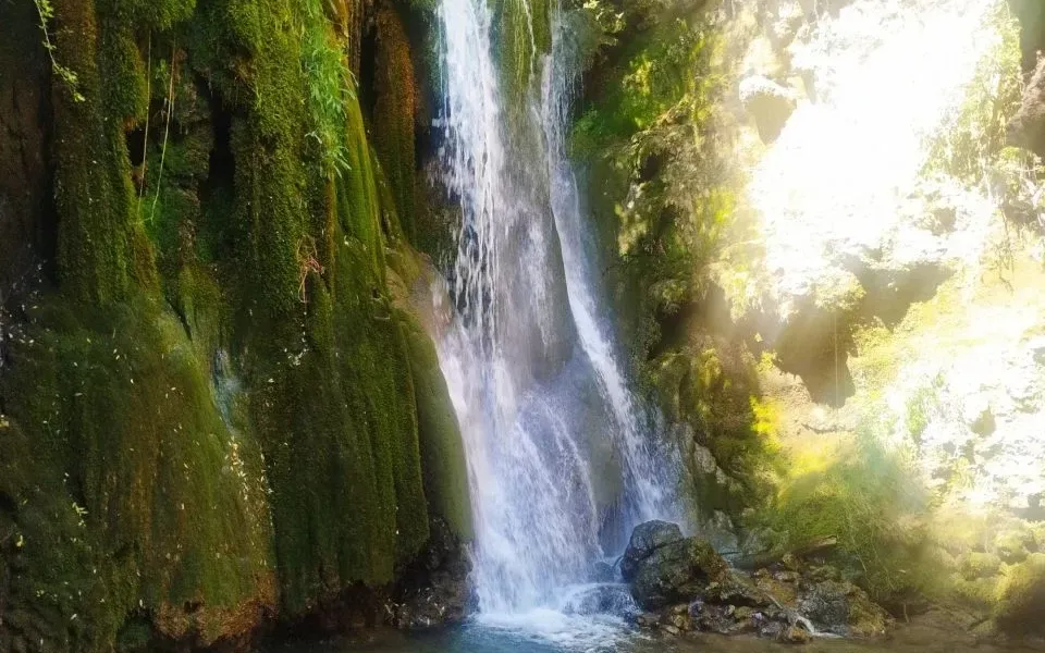 Imagen de portada del artículo: El Postigo: la cascada de Cañete
