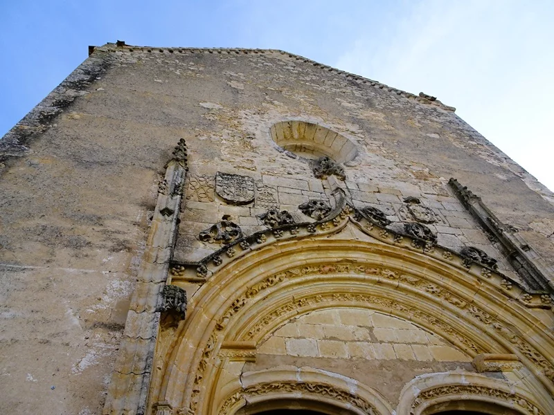 Panteón de los Marqueses de Moya en Carboneras de Guadazaón